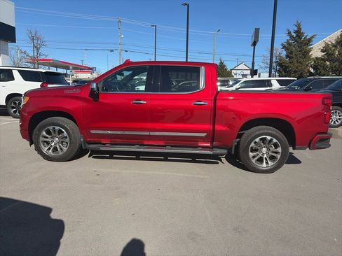 Used 2024 Chevrolet Silverado 1500 High Country image 3