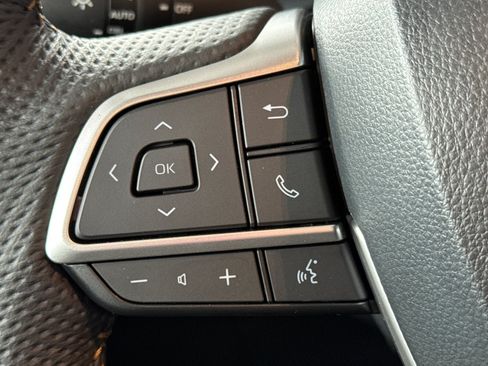 New 2026 Toyota Sienna XLE Woodland Edition AWD/4WD image 27