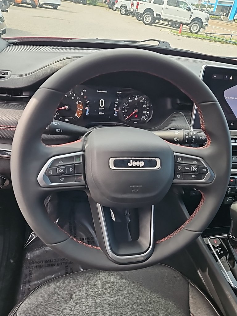Used 2024 Jeep Compass Trailhawk AWD/4WD image 13
