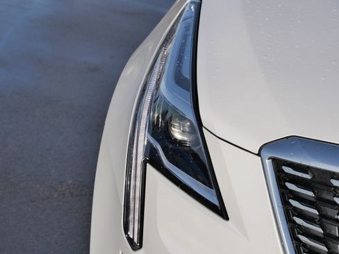 Used 2025 Cadillac XT5 Premium Luxury w/ Technology Package image 16