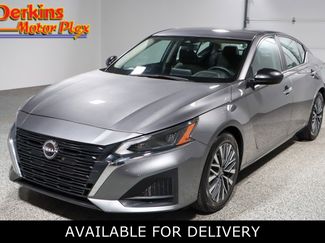 Used 2024 Nissan Altima 2.5 SV video 1