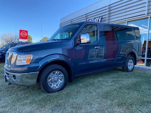 Used 2021 Nissan NV 3500 SL image 1