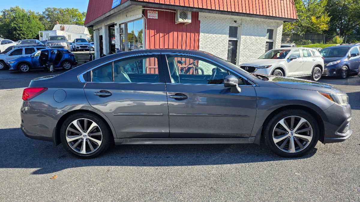 Used 2018 Subaru Legacy 2.5i Limited AWD/4WD image 8