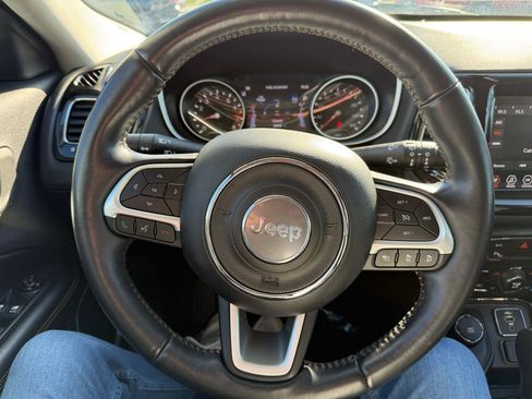 Used 2021 Jeep Compass Limited image 11