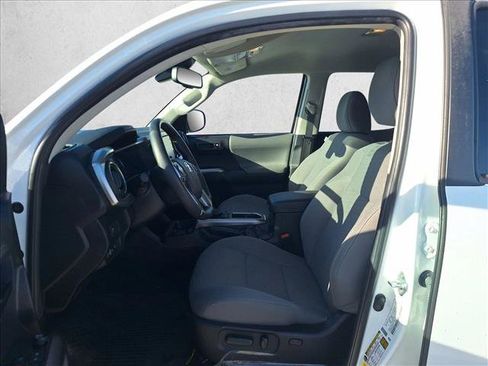 Certified 2023 Toyota Tacoma SR5 image 10