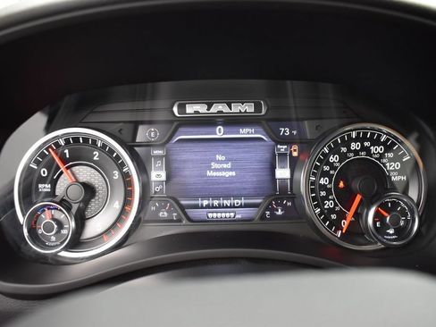 Used 2022 RAM 2500 Big Horn w/ Night Edition AWD/4WD image 8