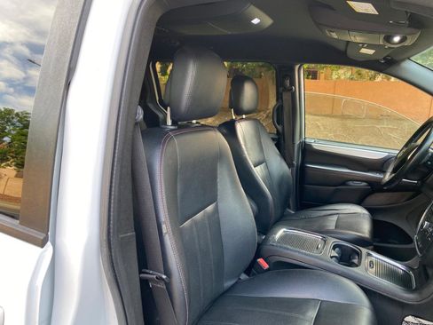 Used 2019 Dodge Grand Caravan GT FWD image 50