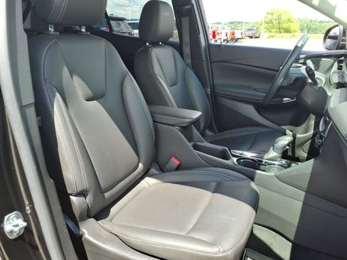 Used 2024 Buick Encore GX Sport Touring w/ Comfort Package AWD/4WD image 8