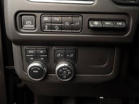 Used 2021 GMC Yukon AT4 w/ AT4 Premium Package image 13