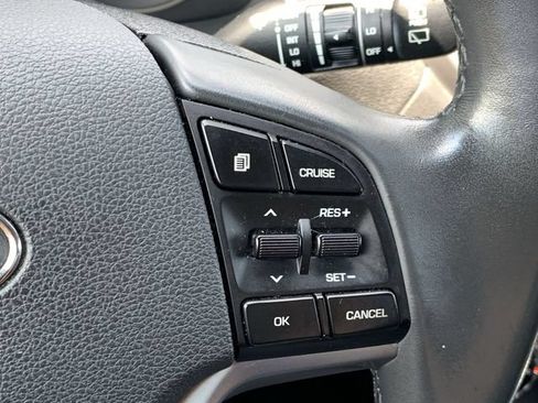 Used 2017 Hyundai Tucson Sport AWD/4WD image 28