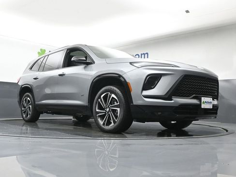 New 2026 Buick Enclave Sport Touring w/ Power Package image 28