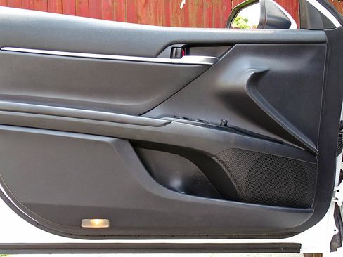 Used 2019 Toyota Camry SE w/ Audio Package FWD image 25