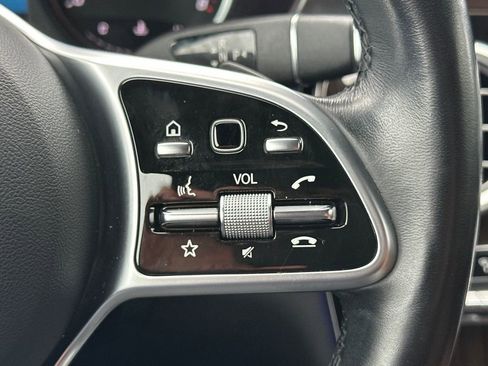 Certified 2022 Mercedes-Benz GLC 300 4MATIC image 22