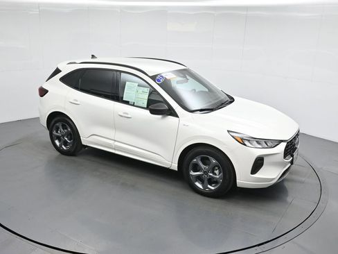 Certified 2023 Ford Escape ST-Line w/ Tech Pack #1 image 40