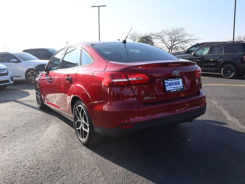 Used 2017 Ford Focus SEL image 5