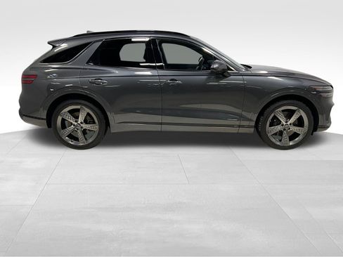 Used 2022 Genesis GV70 3.5T Sport w/ Sport Prestige Package image 4