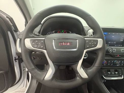 Used 2021 GMC Terrain SLT w/ Infotainment Package II FWD image 17