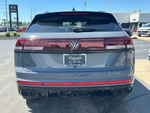 New 2026 Volkswagen Atlas Cross Sport SEL R-Line AWD/4WD image 3