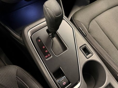 Used 2024 Subaru Crosstrek 2.0i Premium w/ Popular Package #4 image 16