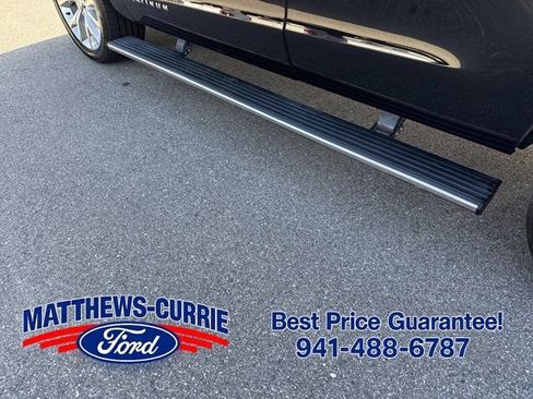 Used 2019 Ford Expedition Platinum AWD/4WD image 17