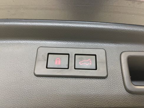 Certified 2024 Subaru Forester Limited image 33