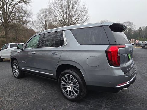 New 2026 GMC Yukon Denali w/ Sun & Power Step Package image 17