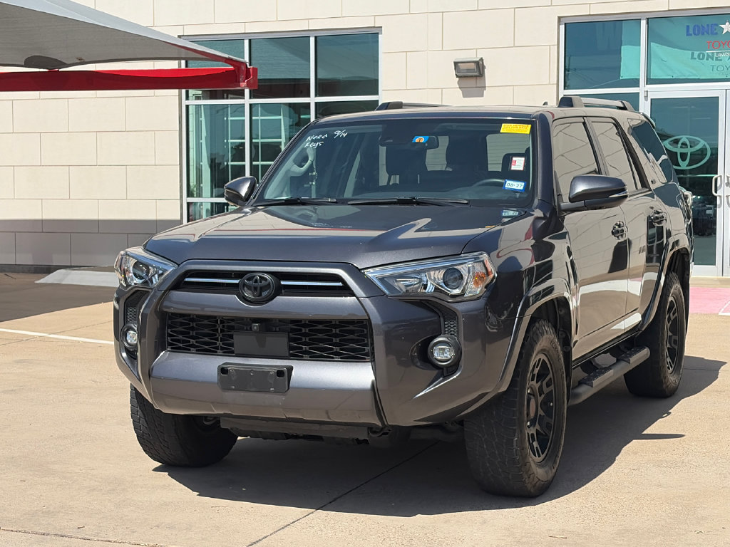 Used 2022 Toyota 4Runner SR5 Premium w/ Moonroof Package RWD image 4