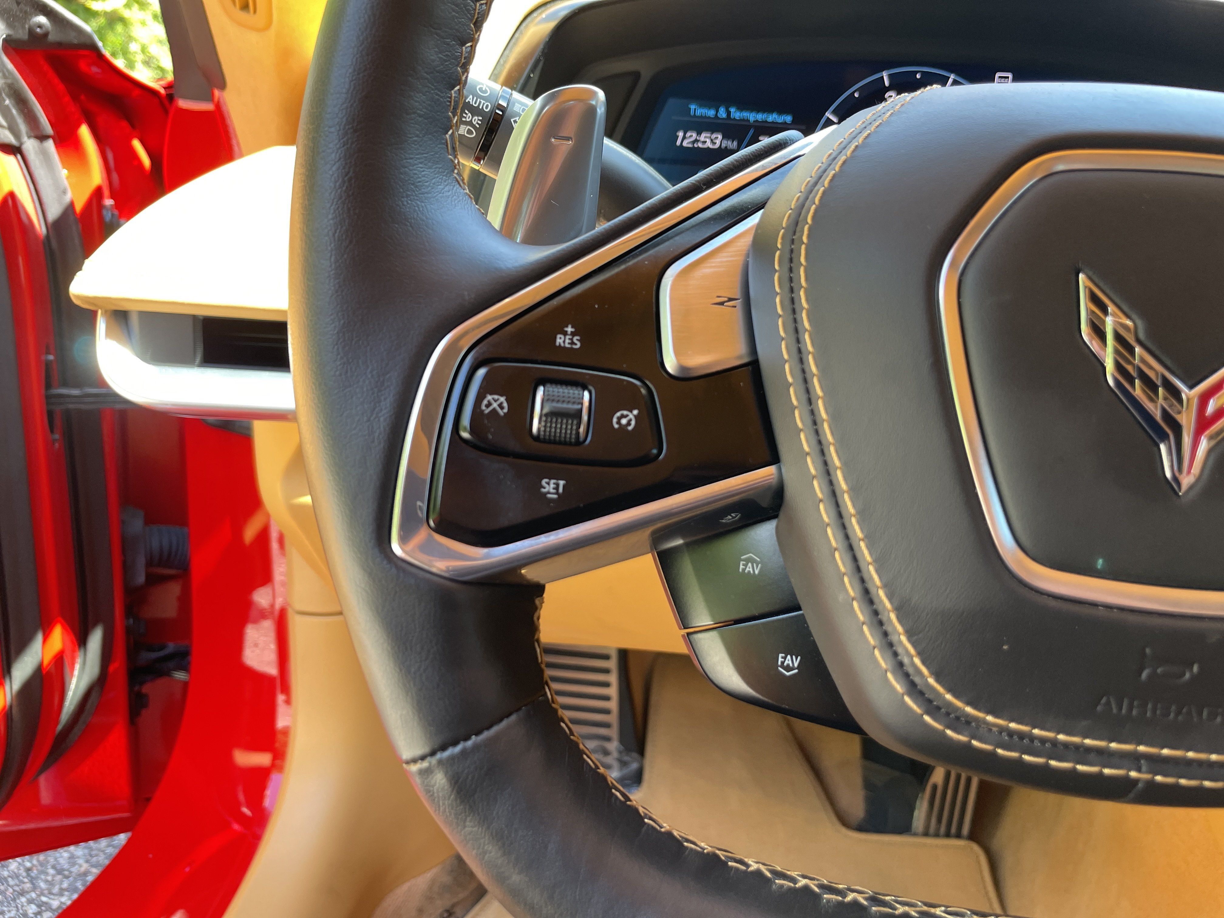 Used 2022 Chevrolet Corvette Stingray Premium Cpe w/ Z51 Performance Package RWD image 18
