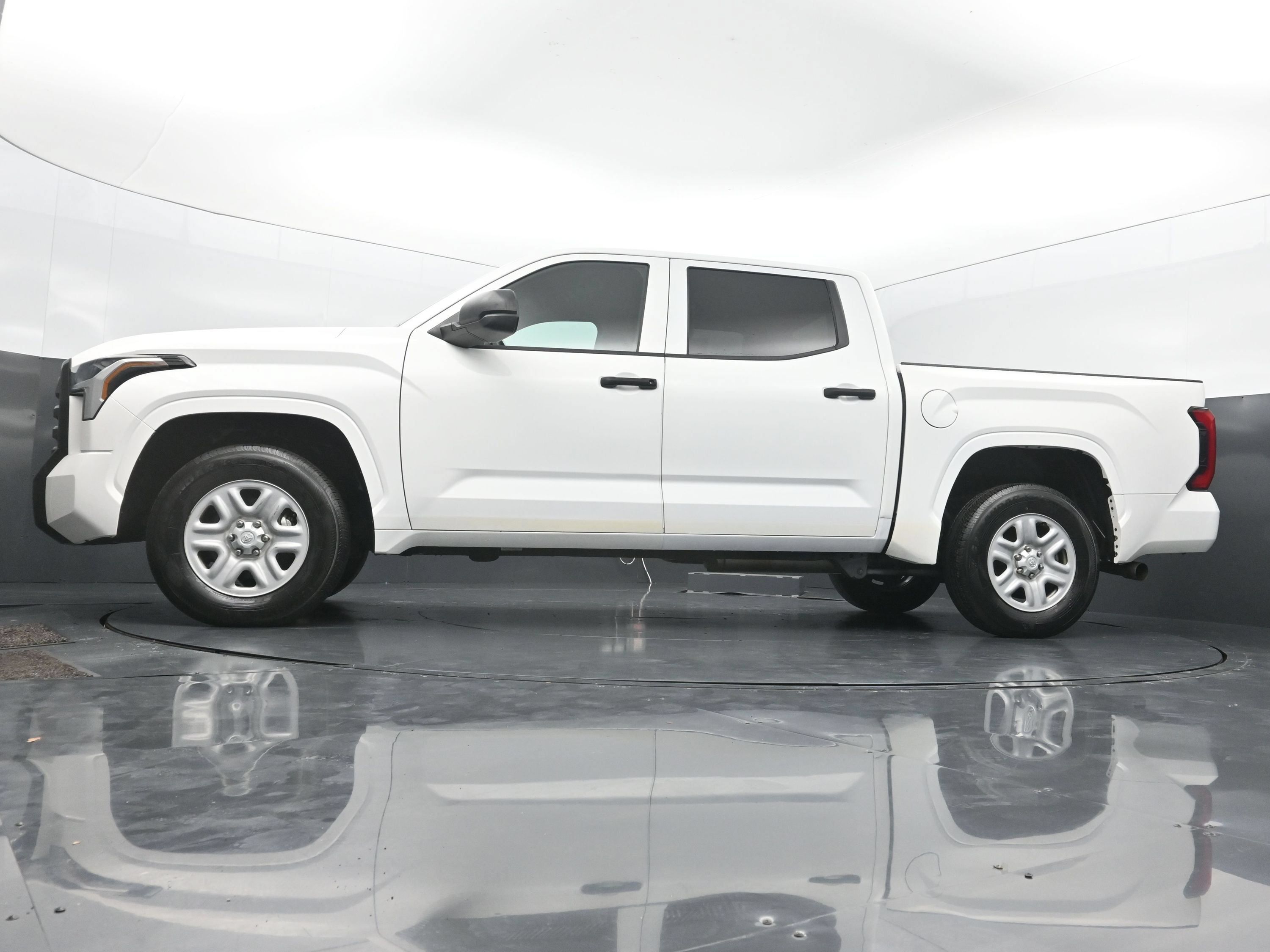 Used 2022 Toyota Tundra SR w/ SR Tow Package RWD image 35