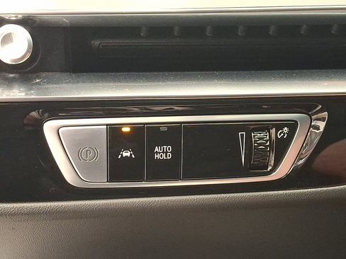 Used 2025 Cadillac Lyriq Luxury AWD/4WD image 26