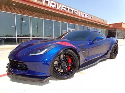 Used 2017 Chevrolet Corvette Grand Sport RWD image 1