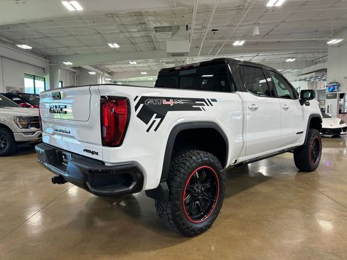 Used 2023 GMC Sierra 1500 AT4X AWD/4WD image 9