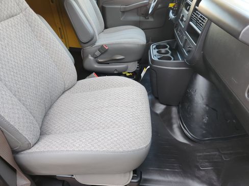 New 2025 Chevrolet Express 2500 image 17