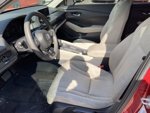 Used 2024 Honda Accord LX image 11