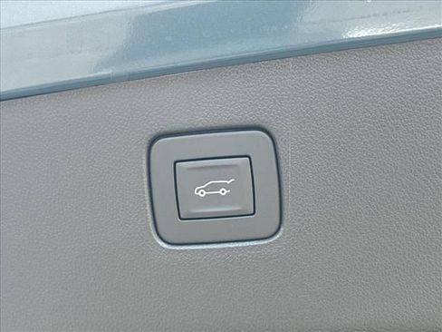 New 2026 Buick Envista Sport Touring w/ Convenience I Package FWD image 12
