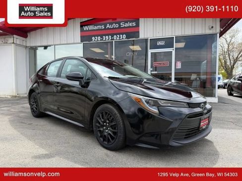 Used 2023 Toyota Corolla LE FWD image 1