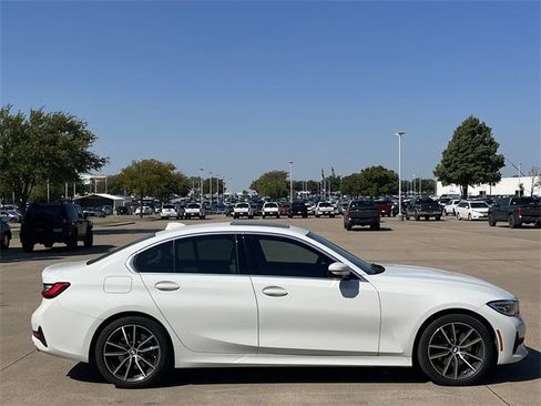 Used 2021 BMW 330e w/ Convenience Package image 3