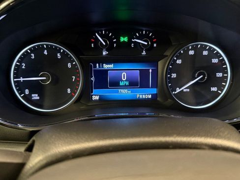 Used 2020 Buick Encore Essence AWD/4WD image 9