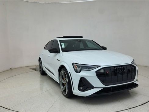 Used 2023 Audi e-tron S Prestige w/ Prestige Package image 64