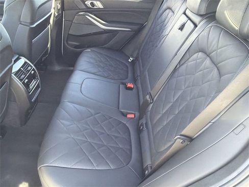 Used 2024 BMW X5 xDrive40i image 18