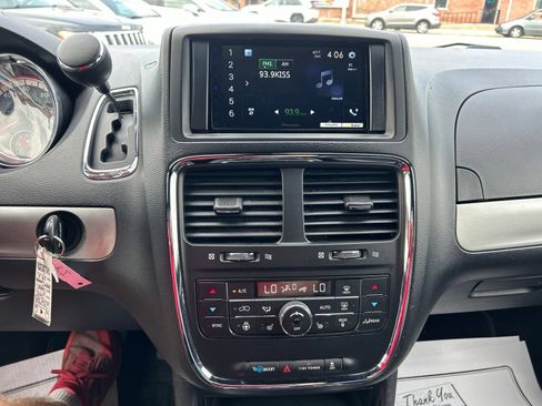 Used 2019 Dodge Grand Caravan GT FWD image 28