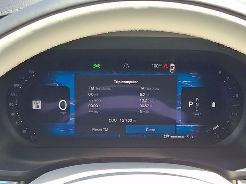 Certified 2024 Volvo XC60 B5 Ultimate w/ Climate Package AWD/4WD image 22
