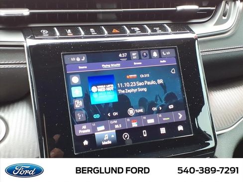Used 2024 Jeep Grand Cherokee Altitude AWD/4WD image 25