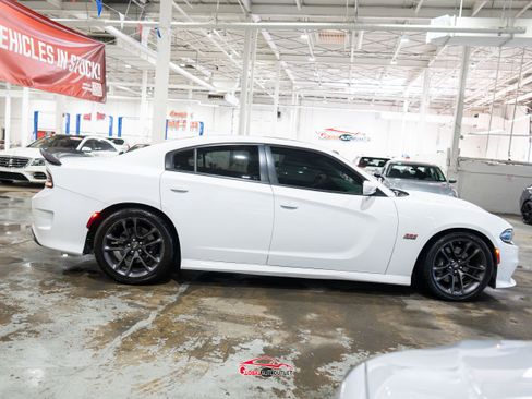Used 2020 Dodge Charger Scat Pack w/ Driver Convenience Group RWD image 7