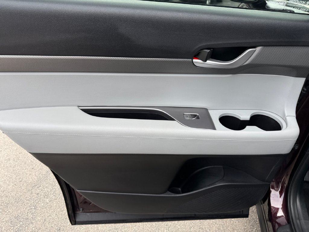 Used 2024 Hyundai Palisade SEL FWD image 31