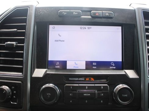 Used 2020 Ford F150 XLT w/ Equipment Group 302A Luxury AWD/4WD image 57