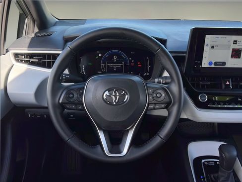 Certified 2026 Toyota Corolla SE FWD image 14