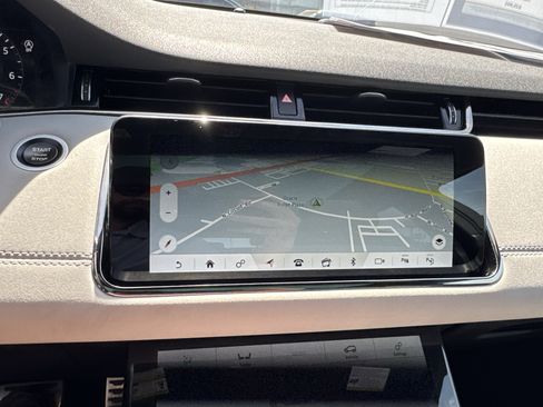 Used 2020 Land Rover Range Rover Evoque First Edition image 14