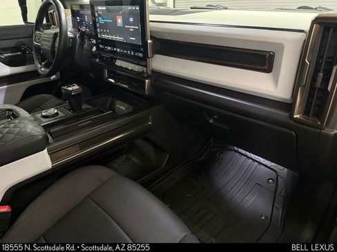 Used 2024 GMC Hummer EV 2X w/ Extreme Off-Road Package image 28