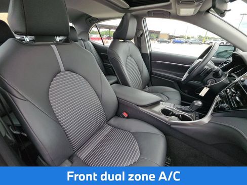 Used 2024 Toyota Camry SE FWD image 12